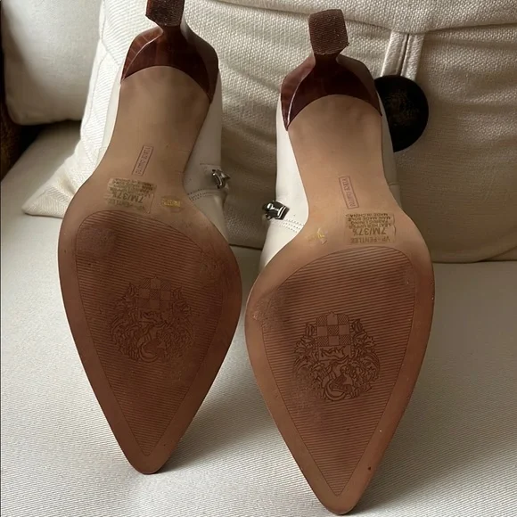 Vince Camuto Cream Heeled Ankle booties - Picture 5 of 5